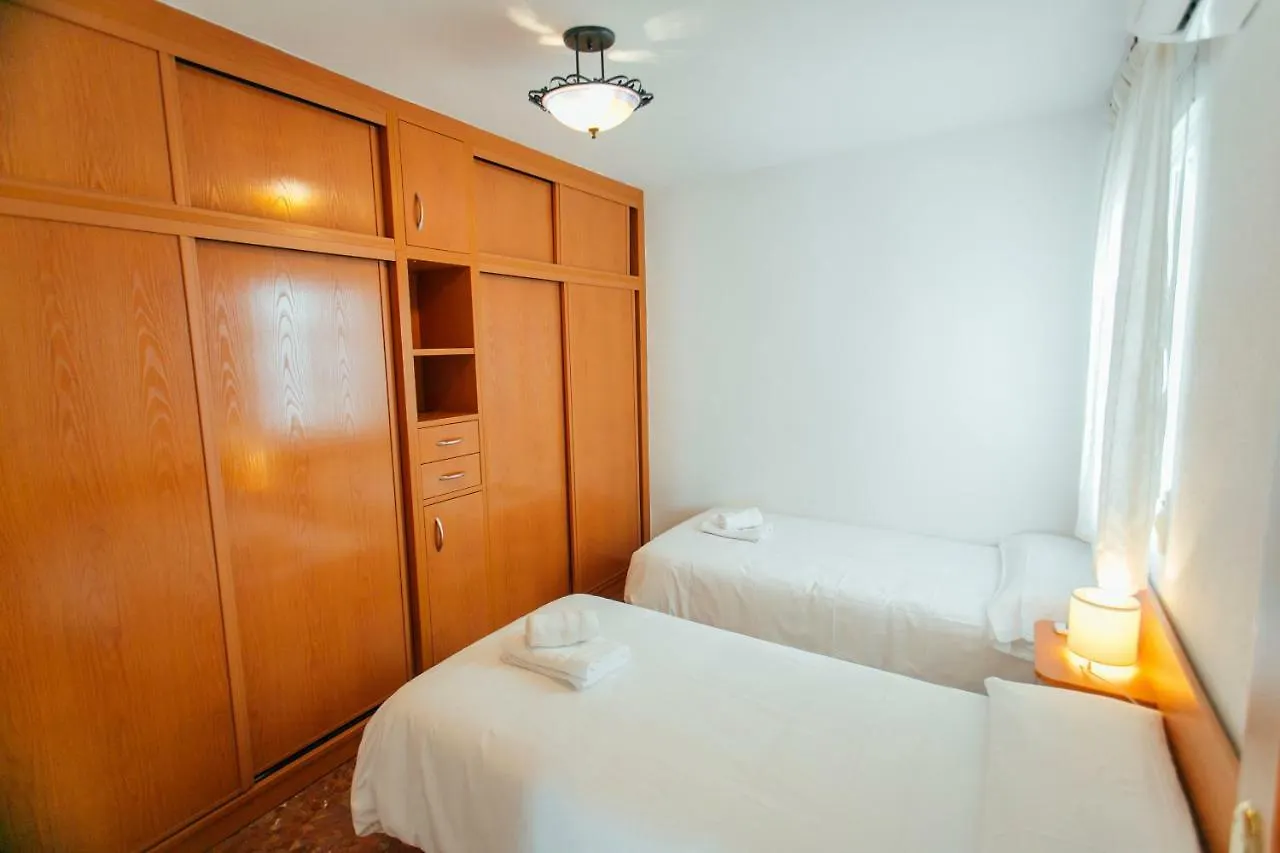 Comfortable- 2Bd 1Bth- Triana Apartment Seville 0*,